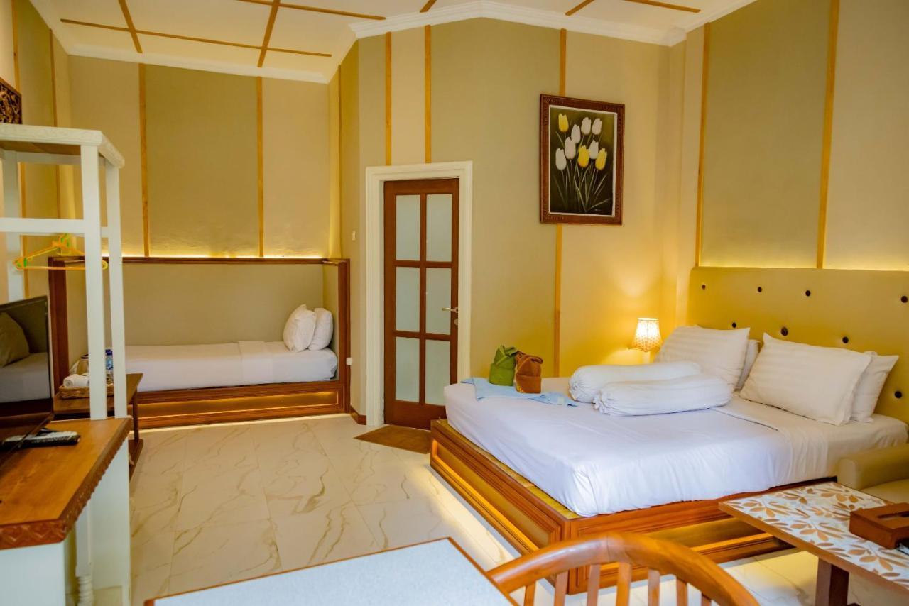 แฟมิลี โฮเต็ล กราเดีย 1 Hotel บาตู ภายนอก รูปภาพ