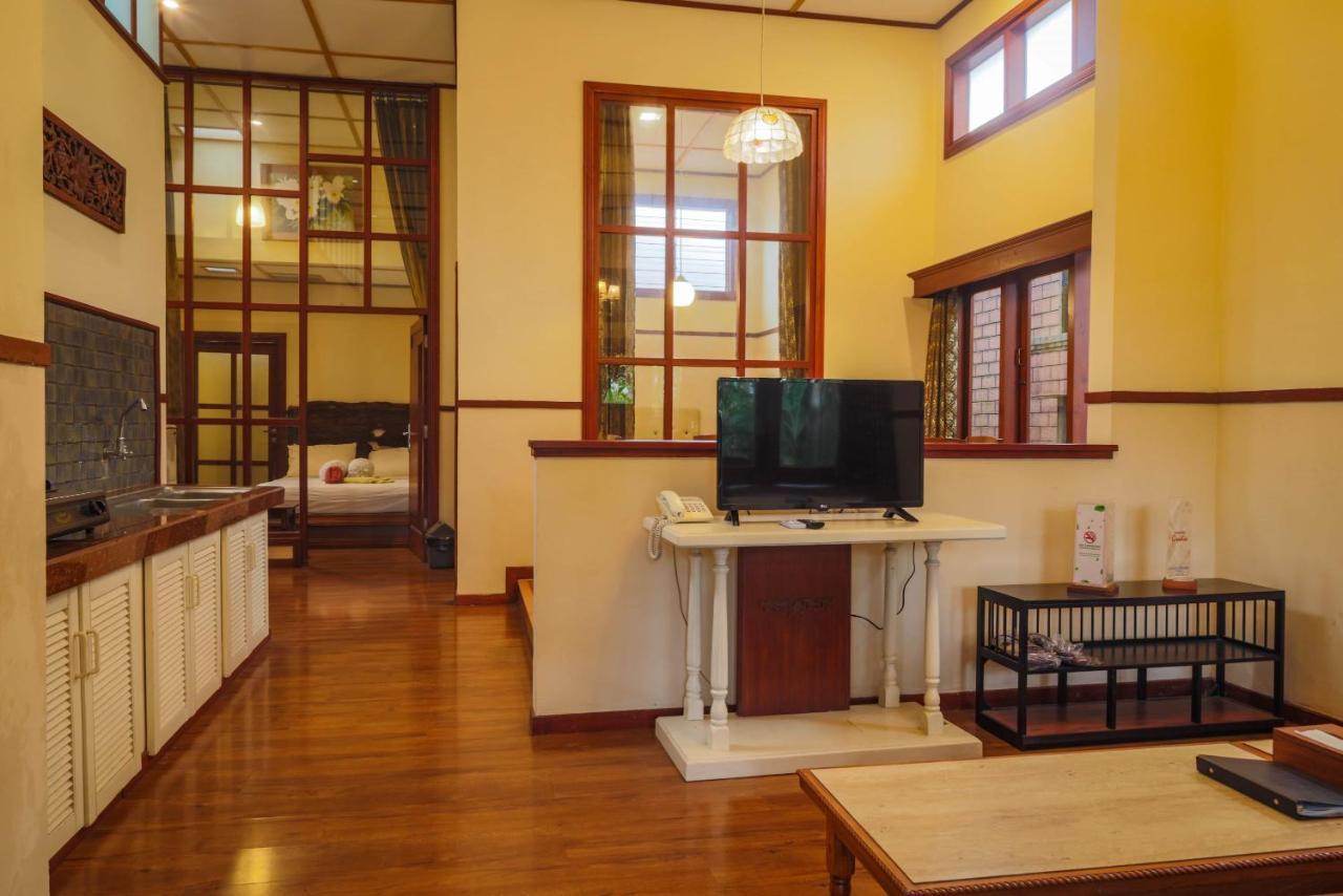 แฟมิลี โฮเต็ล กราเดีย 1 Hotel บาตู ภายนอก รูปภาพ